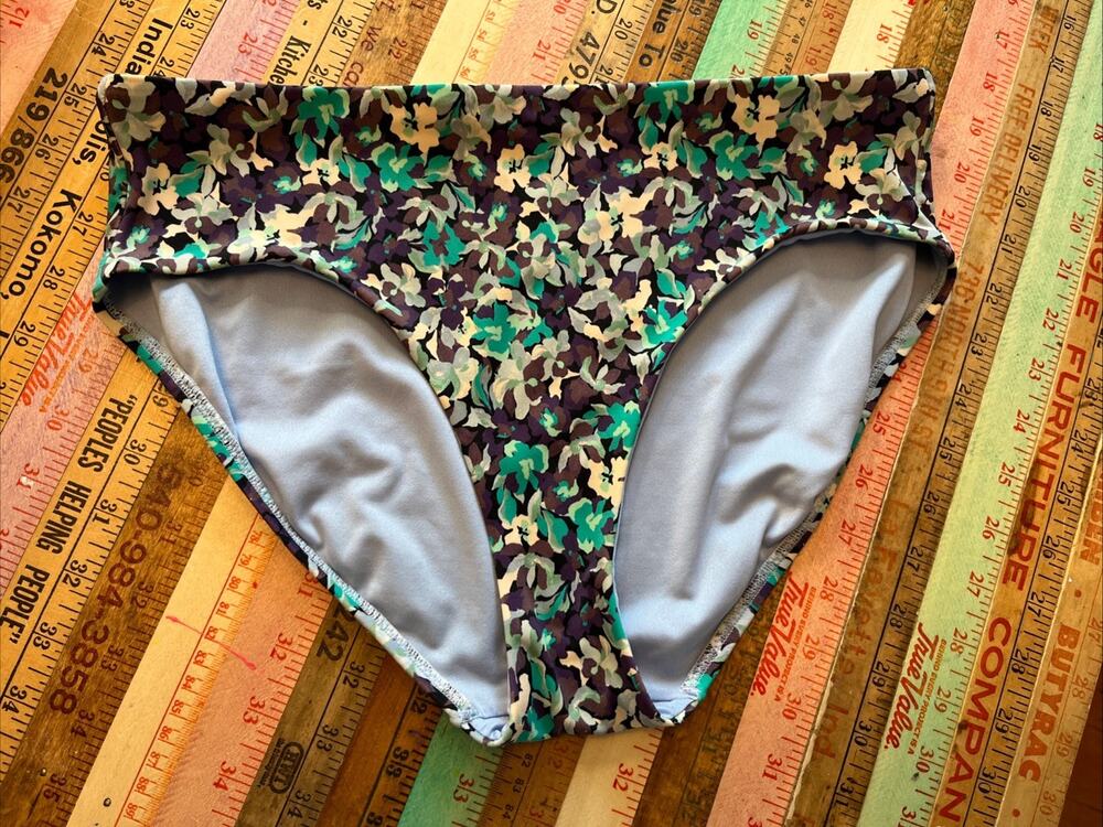 Athleta M High Waist Bikini Bottom Size M Medium Elysian Floral Purple Teal